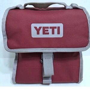 Yeti Red and White Daytrip lunch bag cooker